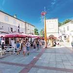Apartmán Gorgeous In Krk With Wifi *