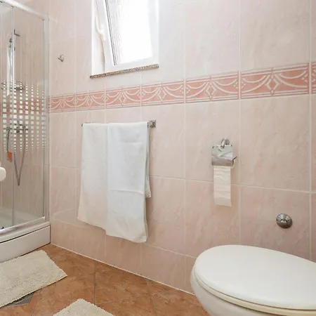 Apartment Beautiful In Krk With Wifi Krk Town