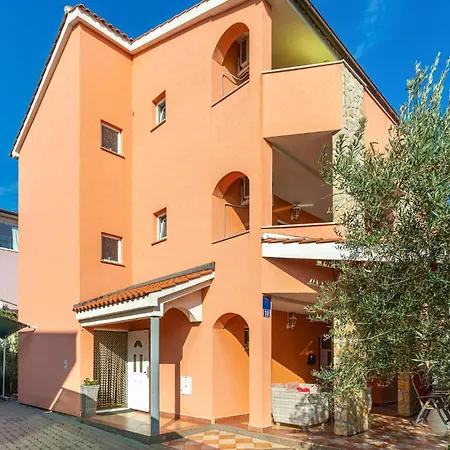 Beautiful In Krk With Wifi Apartment *